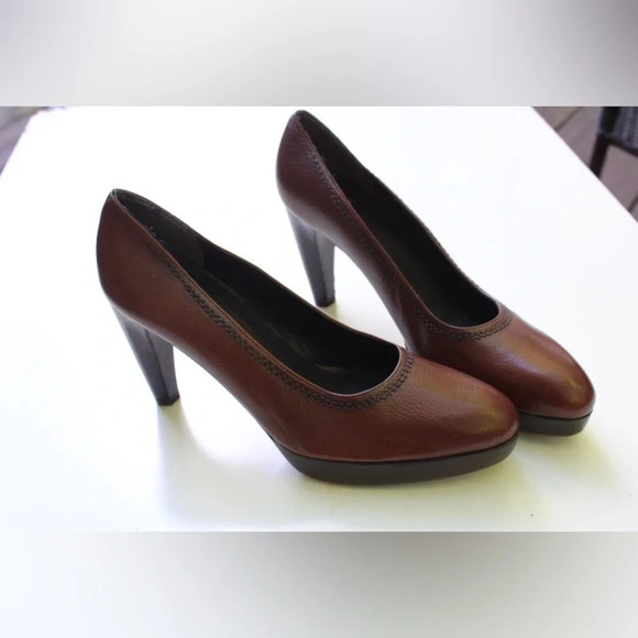 Stuart Weitzman platforms - Picture 8 of 10